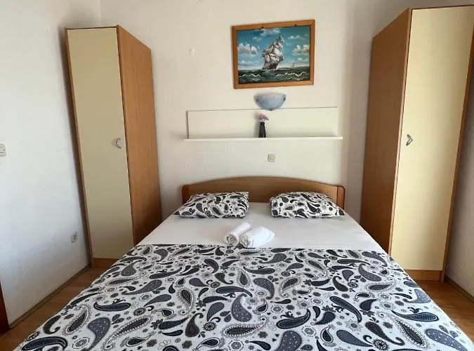 Daire Jurisic Baška Voda