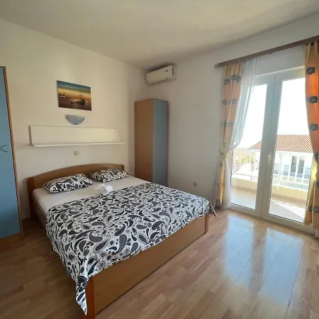 Apartamento Jurisic *