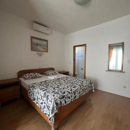 Apartamento Jurisic Baška Voda