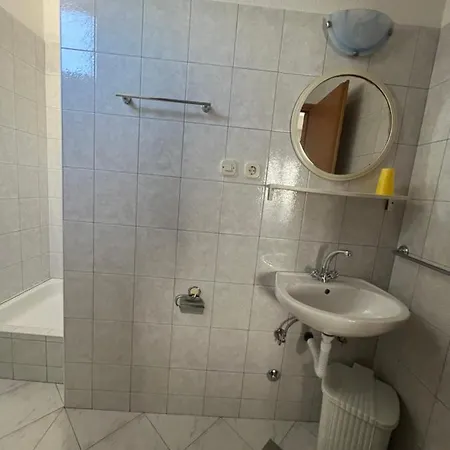 Jurisic Apartment *