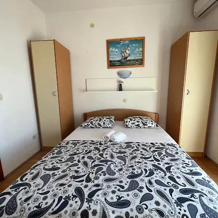 Apartamento Jurisic Baška Voda