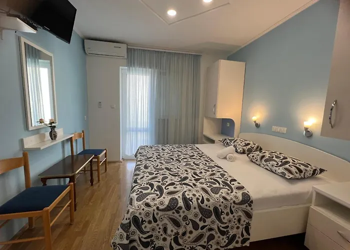 Jurisic アパート